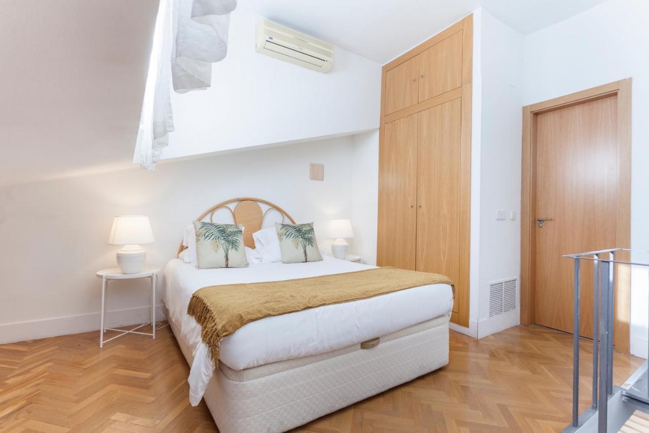 Apartamento Barquillo Duplex En Madrid Exterior photo